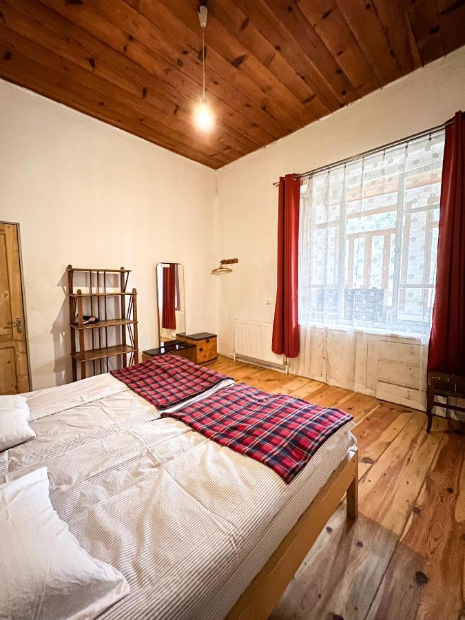 Guest House Svan-Ski Mestia Eksteriør bilde
